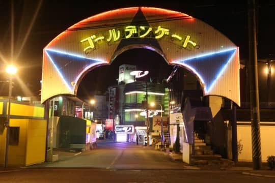 風俗の街 雄琴温泉でピンクコンパニオン体験！秘密の夜遊び♥｜スーパーコンパニオン宴会旅行なら宴会ネット