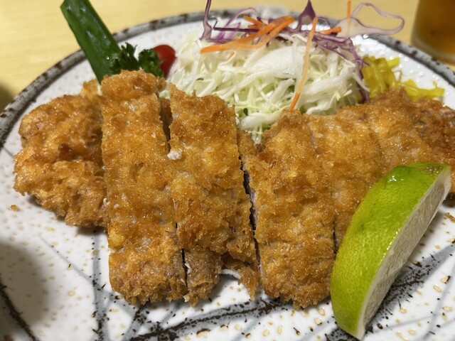 手の込んだ上品な味わい！御坊の人気店「とんかつ一番」で「一口ヒレおろしカツ定食」を完食！ | 和歌山道の駅ドットコム