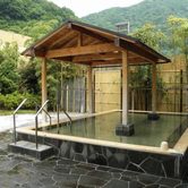 いやしの湯 家族温泉山翠 |