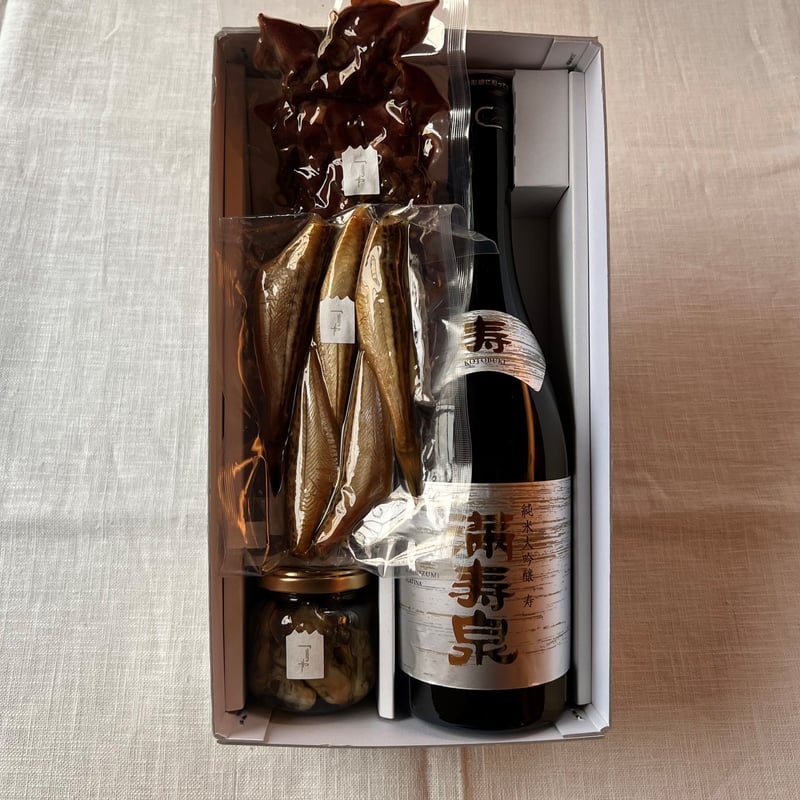 駿河屋 -【アダルト】<中古>お酒を飲むとエロく開放的になる! 飲酒とびっこ羞恥プレイ -視点の合わない目で「早くエッチがしたい!」と言う女 /