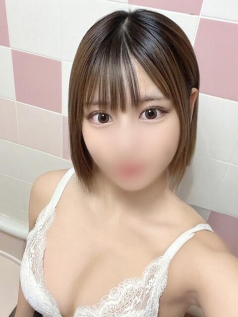 美少女ソープ嬢の「みなみ」ちゃん18歳は、ヤバいくらいに可愛いガチ十代☆風俗情報/裏風俗動画/美少女風俗嬢！ | 美少女BOX