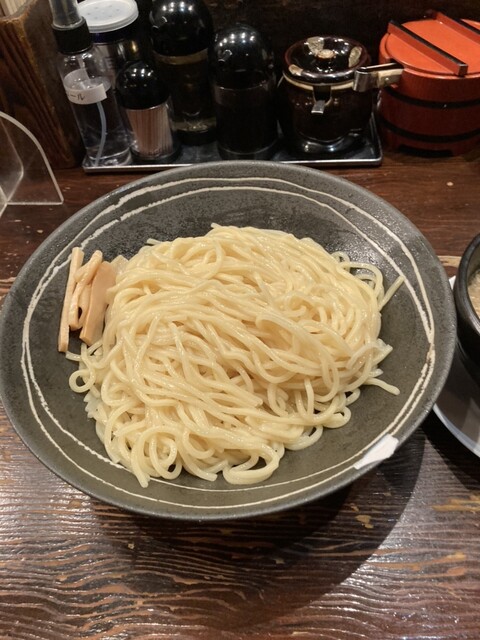 北千住のラーメン店『宗庵北千住店』。毎日でも食べたい！ 味とボリュームどちらも満点の絶品つけ麺｜さんたつ by 散歩の達人