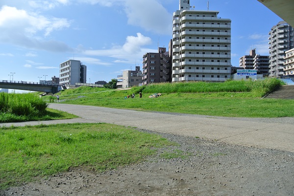 出かけていきたい！ ｜ 丸子橋ゴルフ練習場