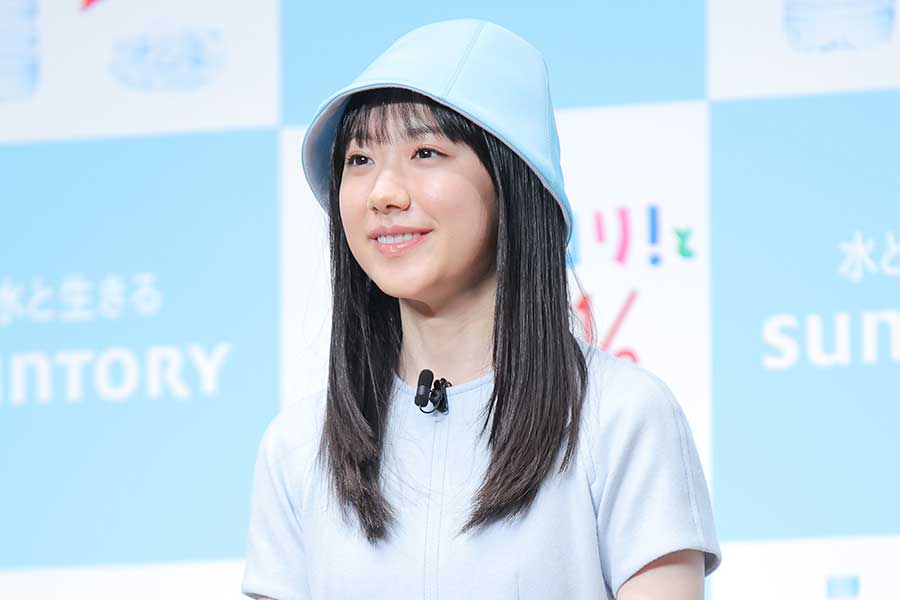 由愛可奈インタビュー】アダルト放送大賞「新人女優賞」おめでとう « 日刊SPA!