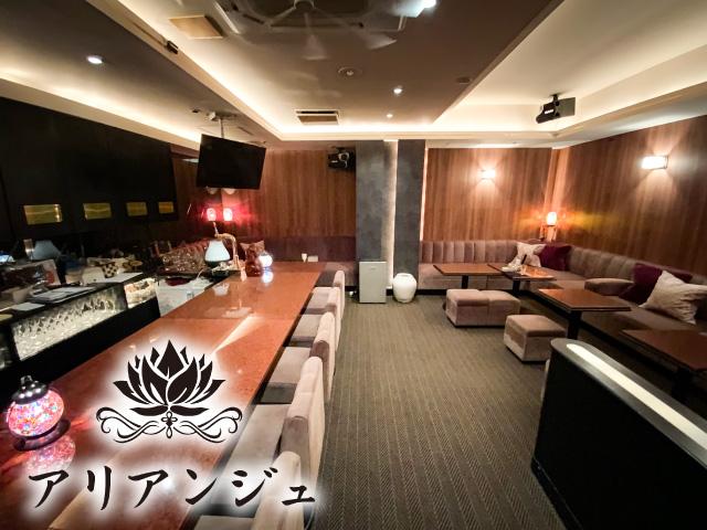 少しでも気になったらまずは面接・体入からお待ちしています！ - Girl's Bar