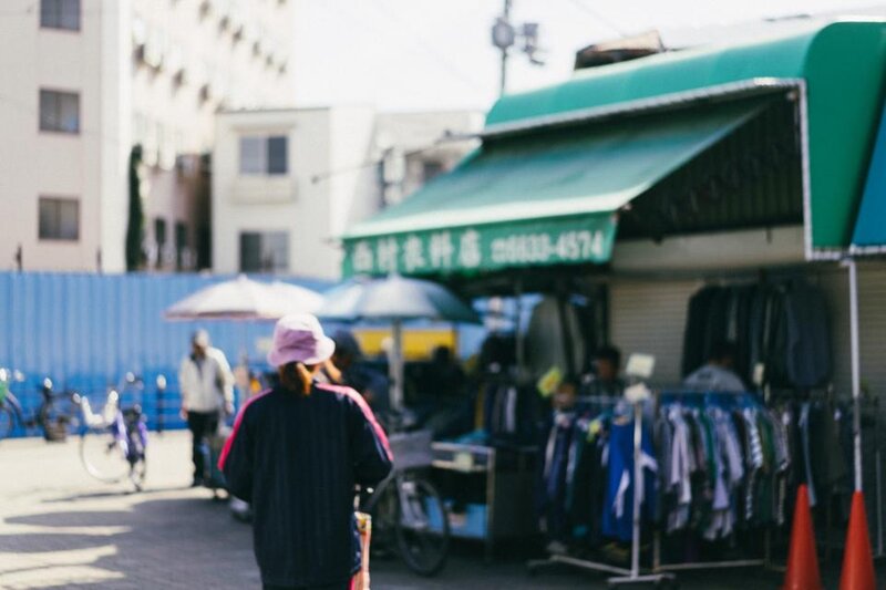 釜ヶ崎のレジェンドが語る「大阪・西成」50年のリアル。治安、労働、福祉…実は”どんな人も排除しない町”だった - イーアイデム「ジモコロ」