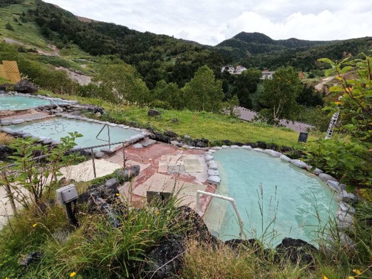 希少価値！全国の混浴温泉】湯が湧くところに人は集まり、そこではみな平等「すずめの湯」地獄温泉 青風荘.＜熊本県＞ | TABIZINE～人生に旅心を～