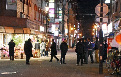 無修正動画 裏DVD】【女性複数, 素人】エロ教師は見た！修学旅行の匂い 二時限目【ロリ系 美脚