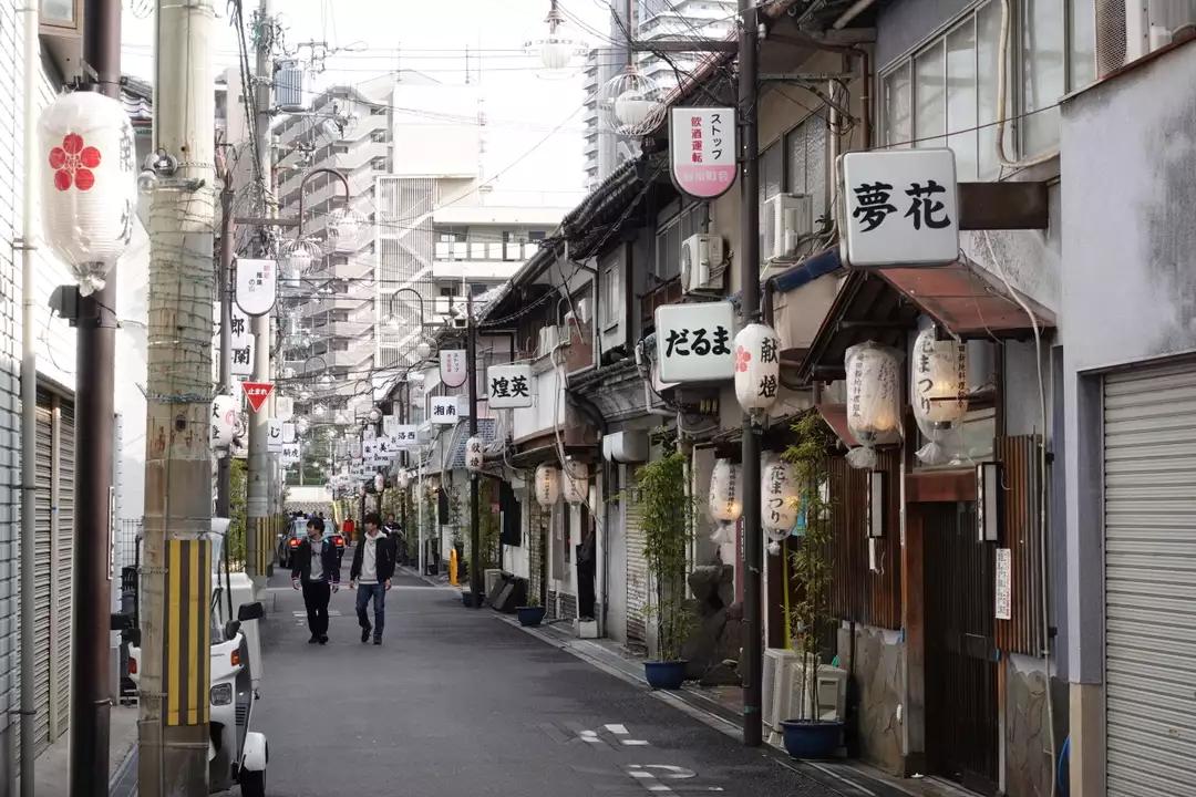 大阪新世界元祖串かつ だるま