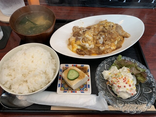 広島 ｸﾞﾙﾒ】ランチ７８０円☆人気の洋食屋さんで牛バラ肉のトロトロ玉子☆【ポポット】 -