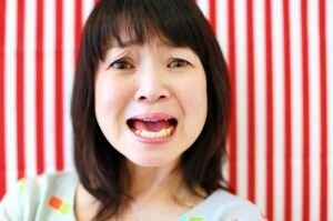 間寛平の息子「間慎太郎」さんまからの演技指導に超緊張 | Smart FLASH/スマフラ[光文社週刊誌]