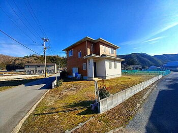 休館中】備前市吉永美術館｜観光スポット | 岡山観光WEB【公式】- 岡山県の観光・旅行情報ならココ！