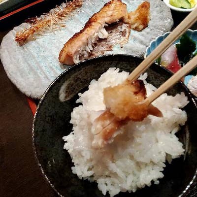 立川南口降りてすぐ！「のどぐろ家 姫川」でボリュームたっぷり限定海鮮丼を食べてきた - 多摩っぷ