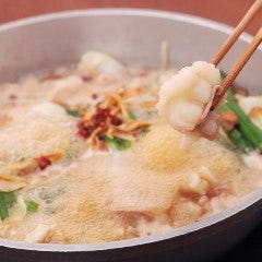 桃園】中洲川端（福岡）〜中洲名物「唐揚げ」が有名な老舗町中華は中華カレーもハイレベル。南新地の夜に味わう絶品カツカレー〜中華料理桃園 中洲店 とうえん 