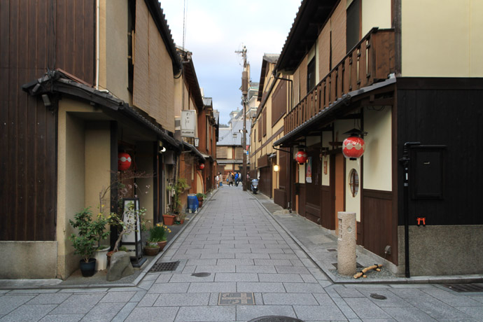 祇をん たかはし」(京都市東山区-懐石/割烹-〒605-0074)の地図/アクセス/地点情報 -