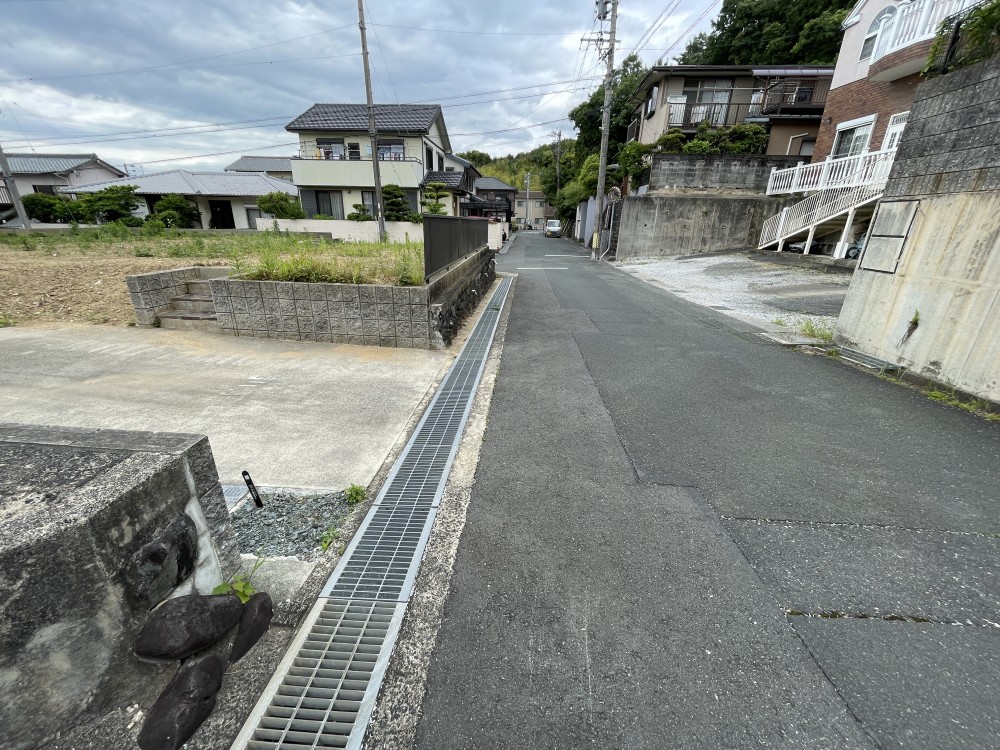 豊橋市 牛川町字中郷 2階建