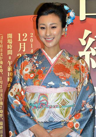 宮中茶会の浅田真央がネットで話題に 服装と雰囲気に「品がすごい」「美しい…」の声 – grape