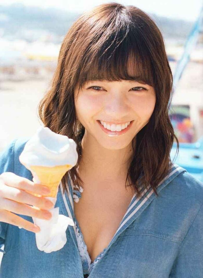 動ナビブログネオ » 【悲報】西野七瀬、主演ドラマで後ろからがっつり胸を触られる