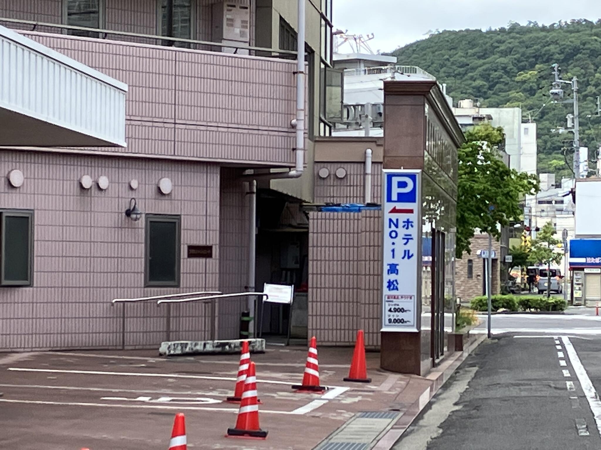 三びきの子ぶた 高松市 :