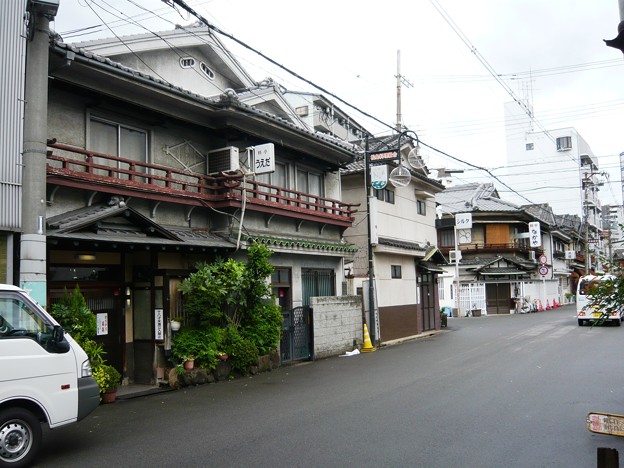 すすきの名物「バニーガールのお店」の火災で見えた歓楽街と火事の〝切れない関係〟 (FRIDAY) -