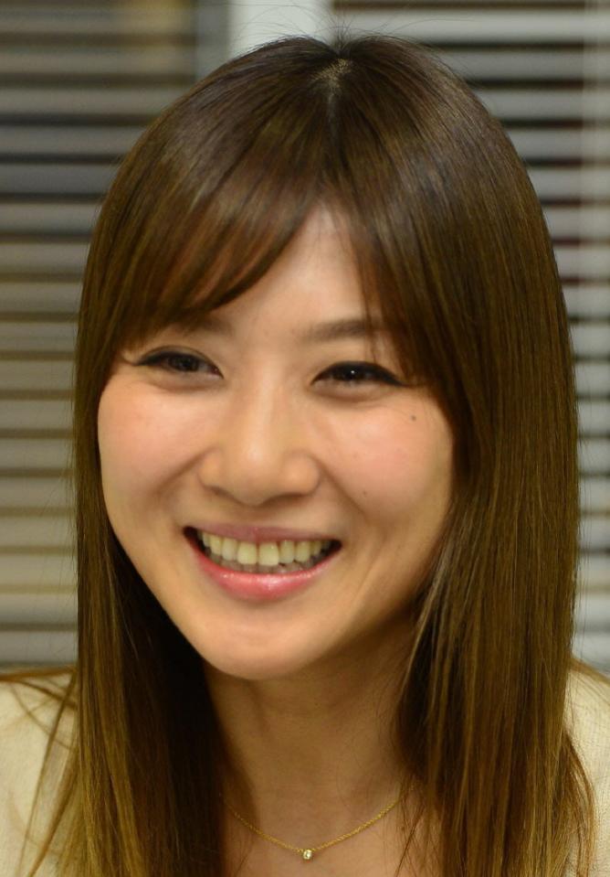 藤崎奈々子さん「実は令和婚」夫との出会い、海への移住、夫婦2人の生活 | 美ST ONLINE