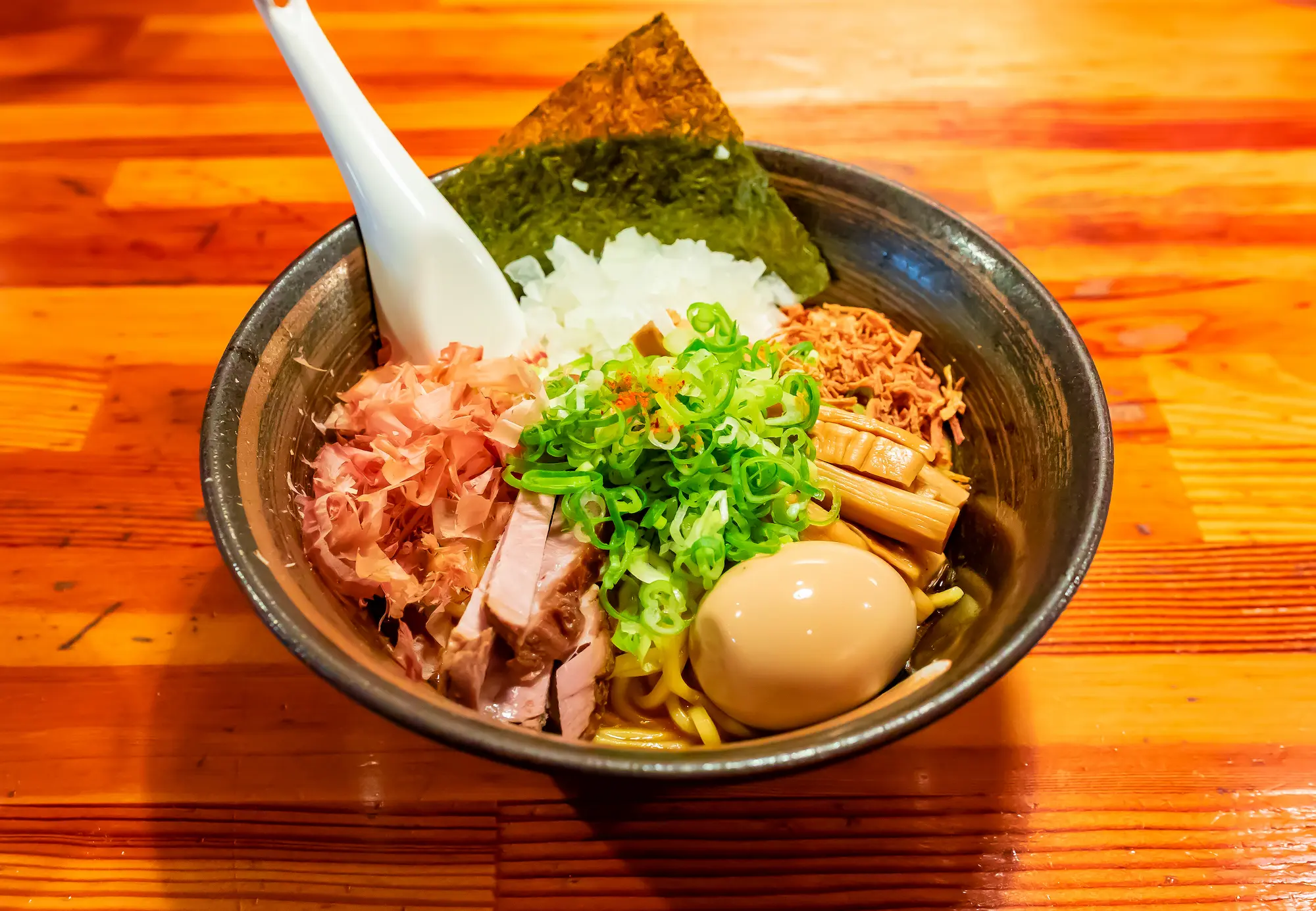 瞠 池袋店/ラーメン (@miharu.ikebukuro)