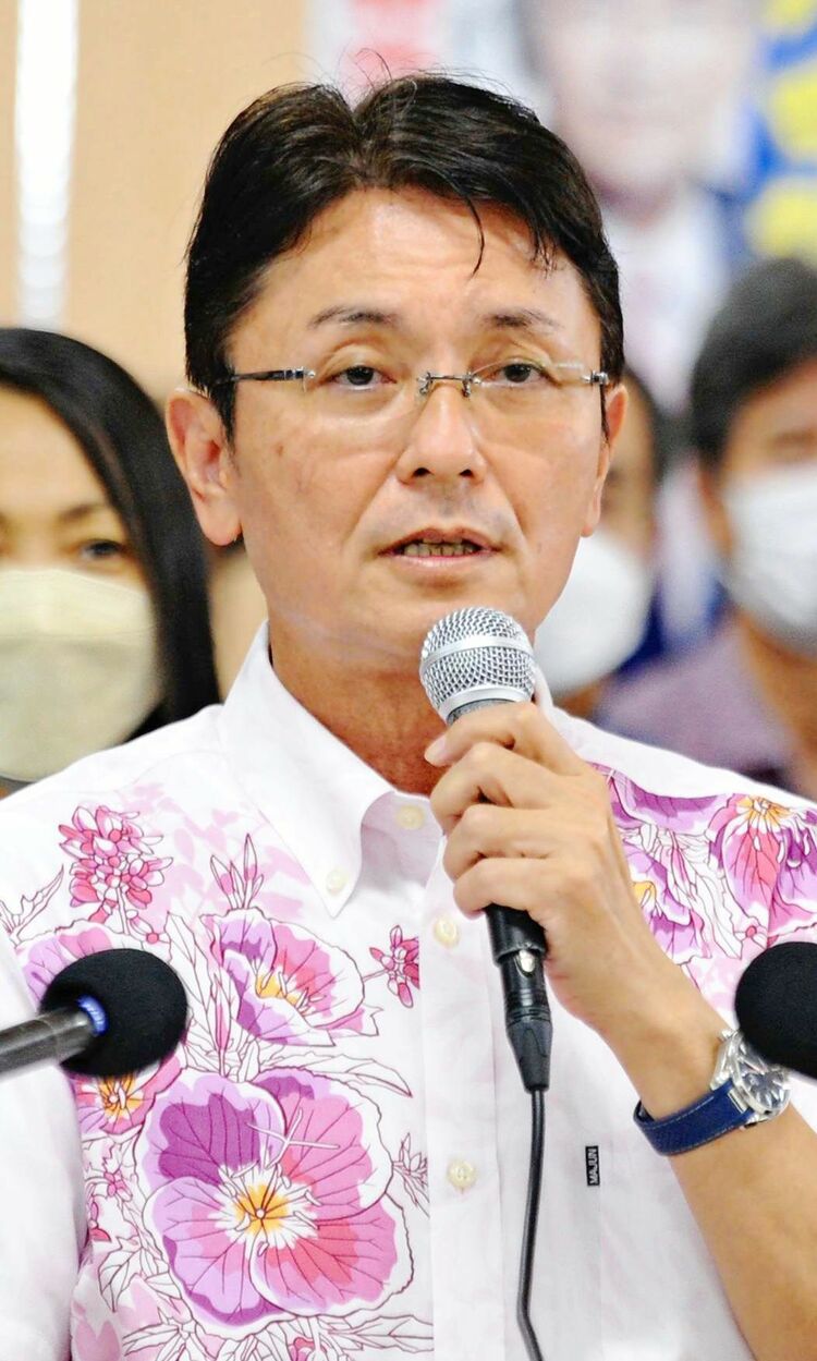 新田真剣佑が「同期のサクラ」で社長目指す野心家に、高畑充希＆橋本愛と初共演（コメントあり） - 映画ナタリー