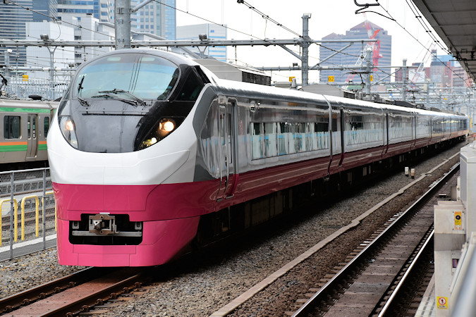 7月17日撮影 常磐線 北小金駅 北松戸駅 E657系