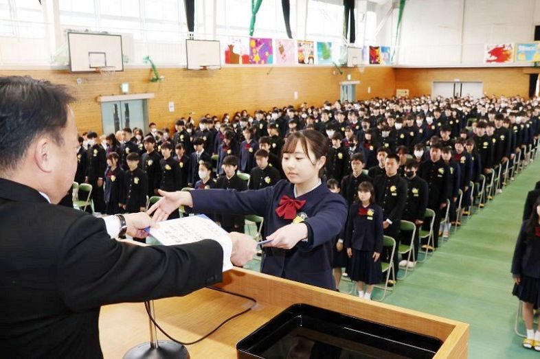 3年生を送る会」を実施しました！ | 岡山龍谷高等学校