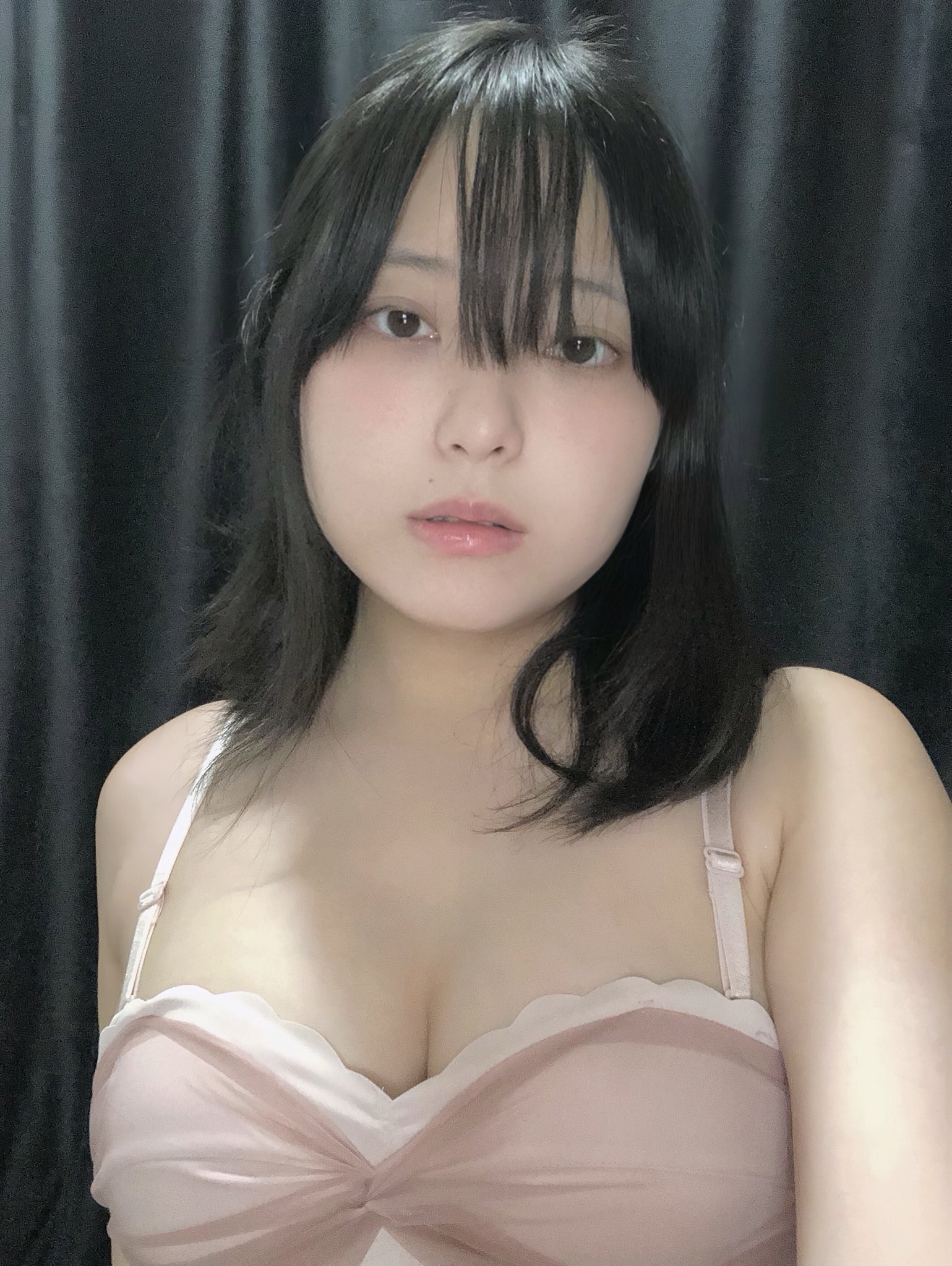 冒頭無料・高画質実写耳舐めASMR】奥まで届く… うさぎメイド服で耳舐めご奉仕 綺雨せな - TOKYO