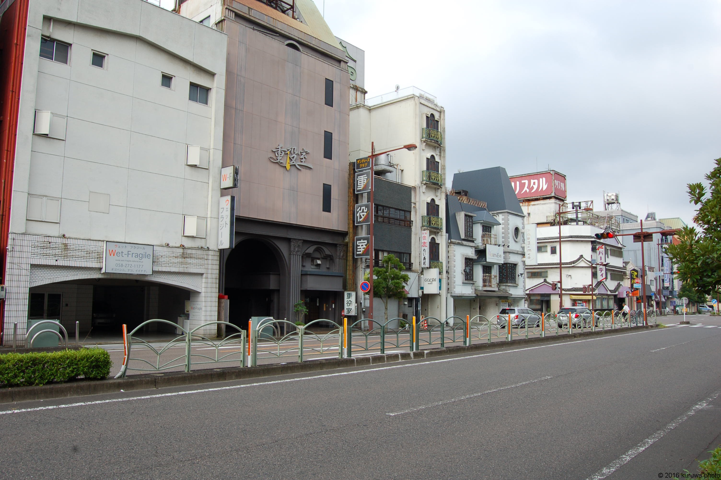 ネオン街ファイル／（岐阜）金津園