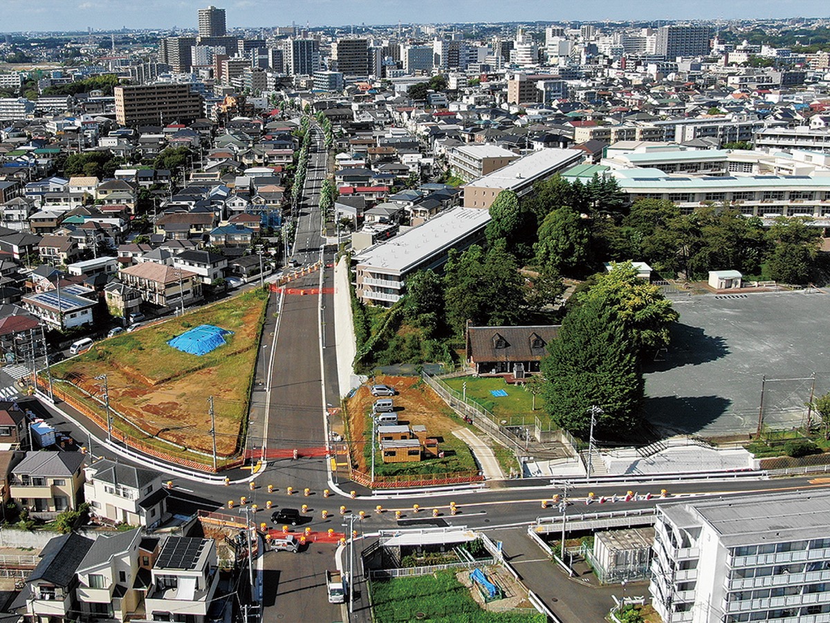 善行公園：小田急線「善行」駅徒歩3分、善行市民センターが目の前でとっても便利。ちょっと変わった遊具もあり、子供達に大人気の公園です。 [藤沢市善行] 