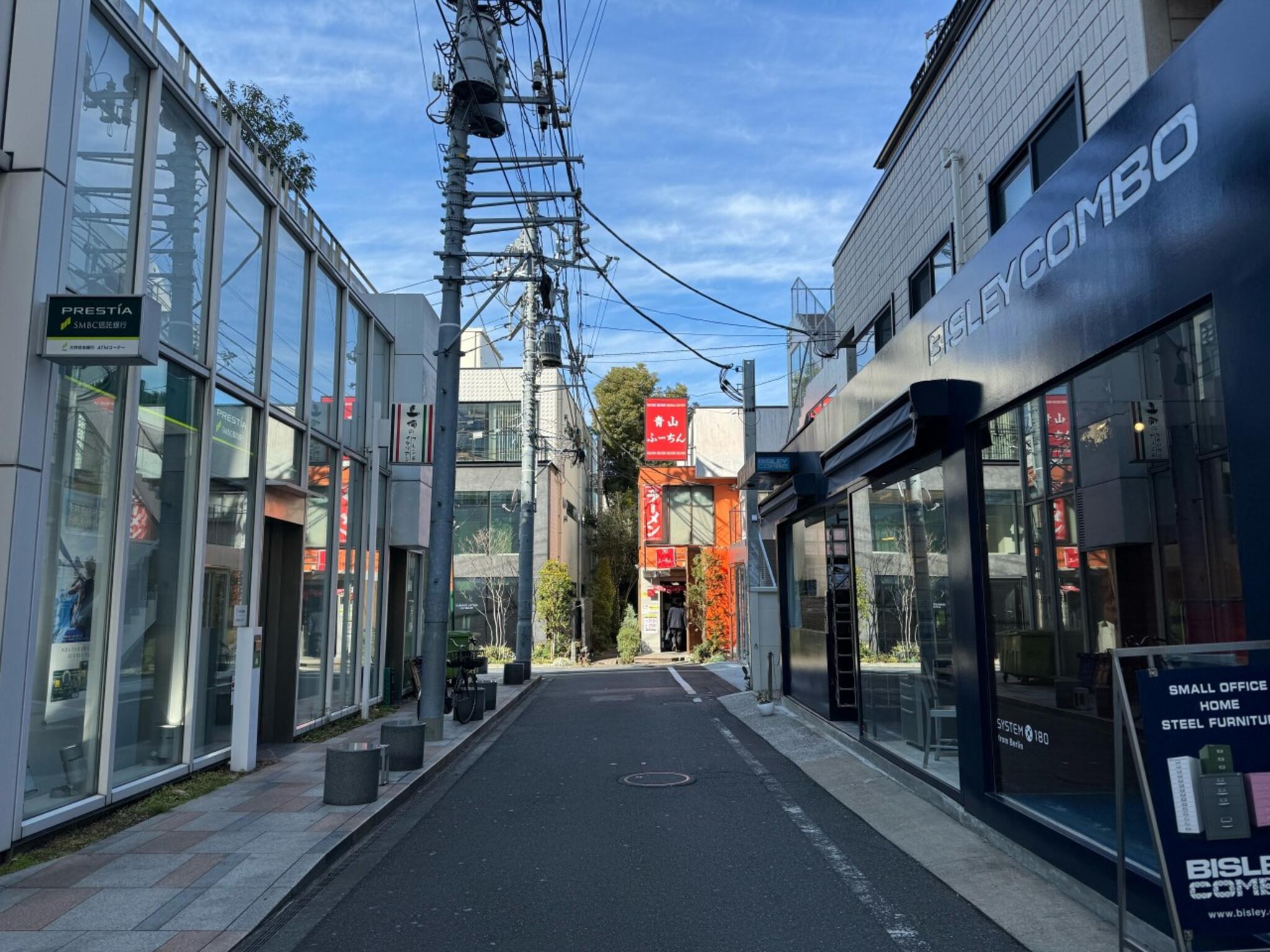 朝倉２号の楽しき日々:丸屋菓子店の巨峰ふ～ちん