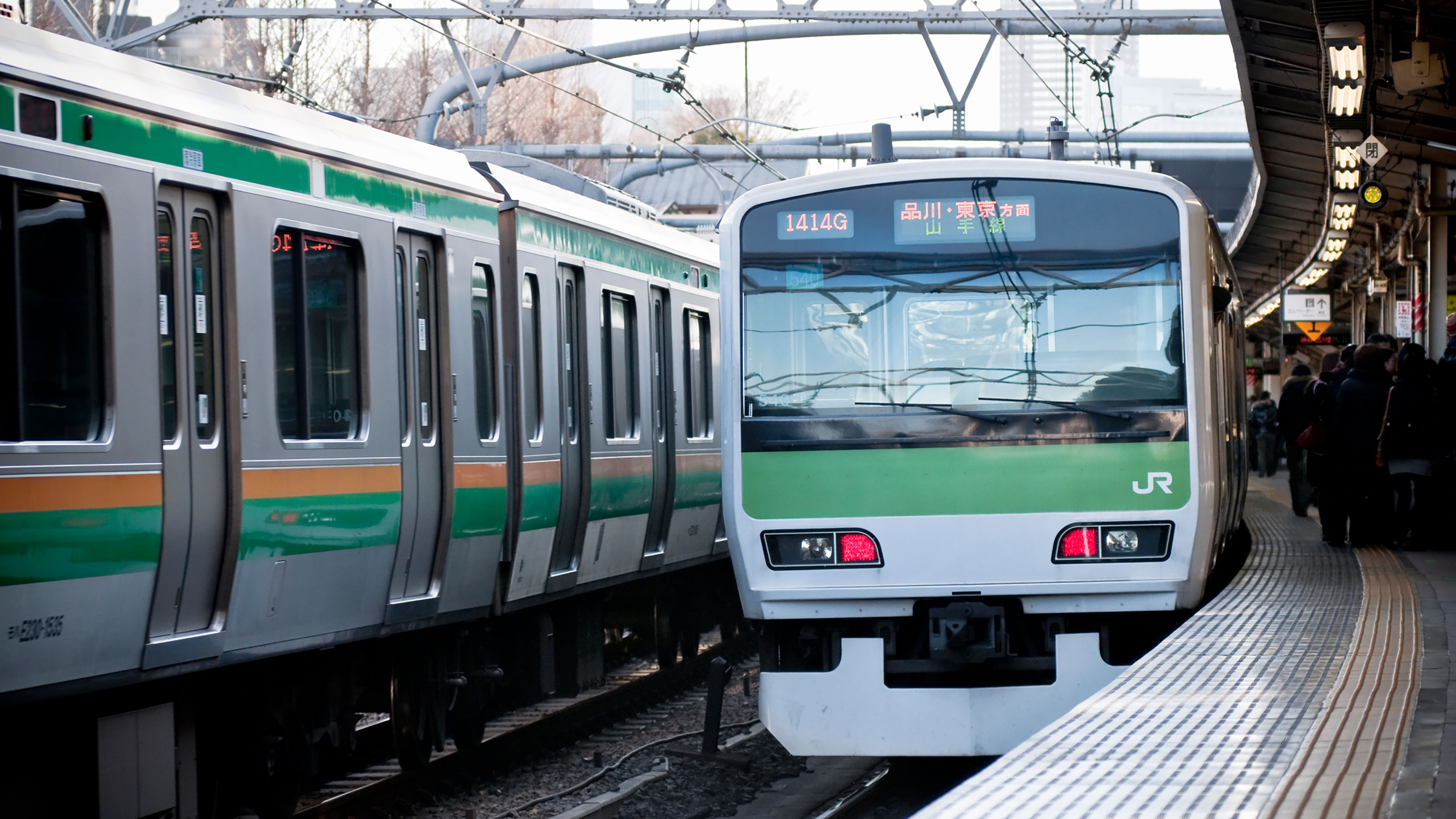 ＪＲ総武線電車内で痴漢の疑い 千葉西署 |